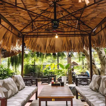 Catba Oasis Bungalows