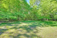 Wooded Applegate Retreat w/ Private Trail Access - 3-Sterne