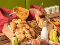 Ibis Styles Vannes Porte du Golfe - Frühstück