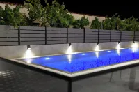 Grand Avelor Hotel - Rooftop Pools