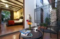 Hotel Plaza Colon - Granada Nicaragua - 3-Star