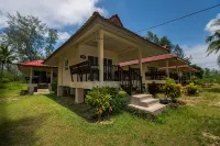 Pranee Beach Bungalows - Wifi