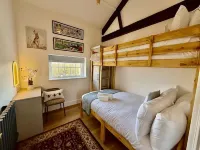 Boutique Penthouse Stay in Gloucester Free Parking - Apartments