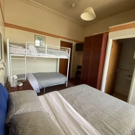 Friends Hotel