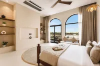 ELIVAAS Prive Heaven 6BHK Villa wth Pool - สระว่ายน้ำส่วนตัว