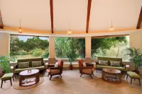 The Safari Lodge Kanha - Frühstück