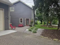 St. Croix Riverview Home...Walking Distance to Downtown Stillwater - 5つ星