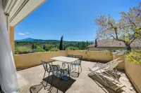 Clos Saint-Michel Resort & Spa - Mountain View