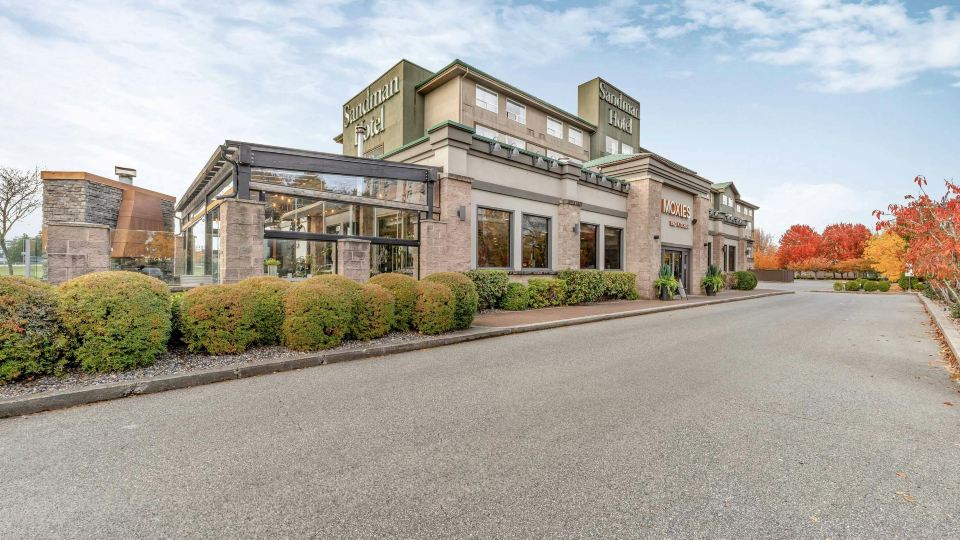 Sandman Hotel Vancouver Airport