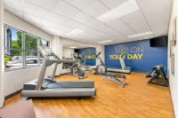 Comfort Suites Bethlehem Near Lehigh University and LVI Airport - Gym