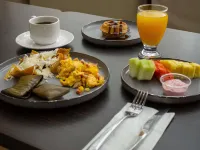 宜必思蒙特雷山谷飯店 - 寵物友善
