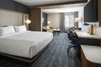 Fairfield Inn & Suites Fresno River Park - Pet friendly