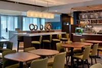 Courtyard Norwalk - bar