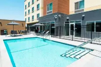 Fairfield Inn & Suites Hanford - Swimmingpools