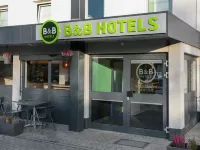 B&B HOTEL Berlin Genshagen-Nord - parking