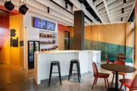 Aloft Savannah Downtown Historic District - Baarit