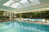 Washington Dulles Airport Marriott - Pools