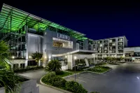 Legend Hotel Lagos Airport, Curio Collection by Hilton - Hot Tub