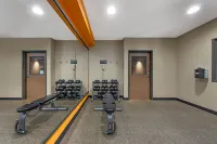 Best Western Plus Cascade Inn  Suites - Gym