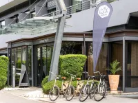 Arthotel Ana Neotel, Trademark Collection by Wyndham Các khách sạn gần Căn cứ quân sự Patch Barracks