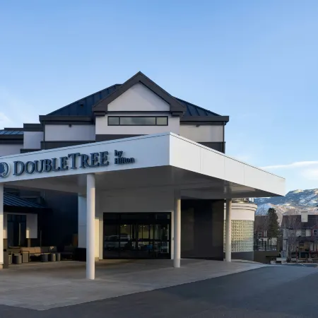 DoubleTree by Hilton West Kelowna