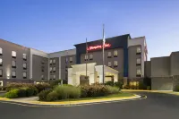 Hampton Inn Stafford/Quantico & Conference Center - Parkplatz