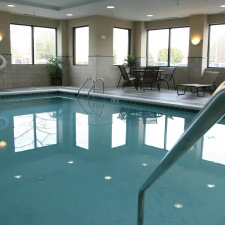 Hampton Inn & Suites Norfolk-Airport