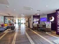 Premier Inn Leeds Cc (Whitehall Road) Hotels near Mint Warehouse