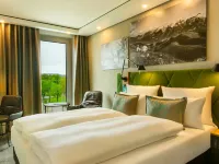 Motel One Salzburg-Süd Hotels near Aigen