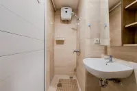 Good Deal and Comfy Studio Apartment at Springwood Residence By Travelio - 3-Star