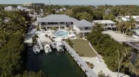 Albury Landing in Tavernier - Swimmingpools