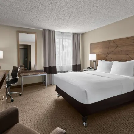 Wingate by Wyndham Utica