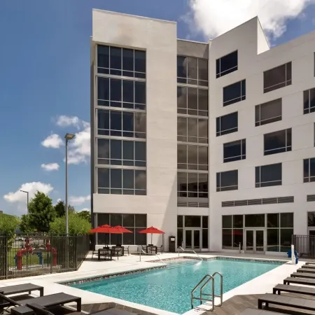 Kompose Boutique Hotel Miami Airport