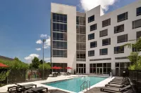 Kompose Boutique Hotel Miami Airport - Pools