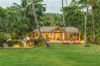 Beachfront House - Villas