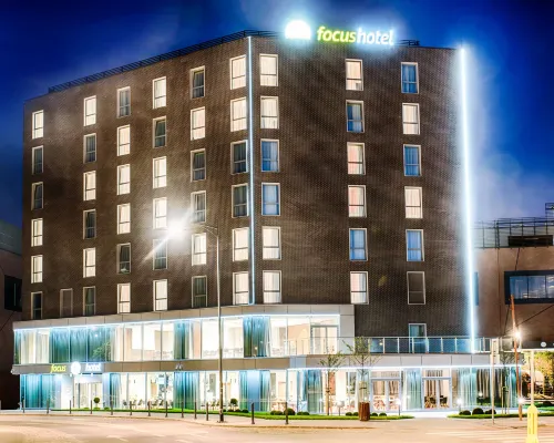 Focus Hotel Premium Gdańsk Отели рядом с достопримечательностью «Спортивный центр Гданьска»