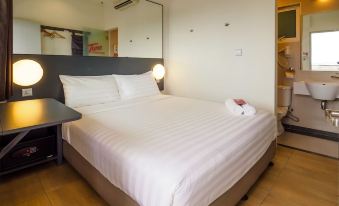 Tune Hotel KLIA Aeropolis (Airport Hotel)