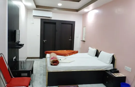 蘇尼納加耶國際酒店