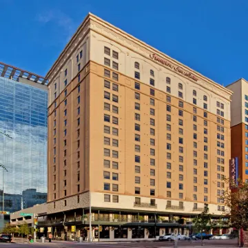 Hampton Inn & Suites Austin Downtown Hotels in der Nähe von Texas Climbing Adventures