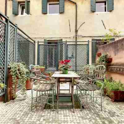Venetian House with Terrace Hotel Exterior