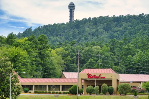 Red Roof Inn Hot Springs Hotels in Hot Springs Village