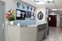 Le Regina Hôtel et Restaurant Canet-Plage Hotels in Canet-en-Roussillon