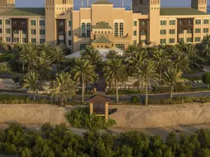 Popular Scenic Hotels in Al Dhafra