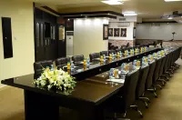 Larsa Hotel - Airport Shuttle