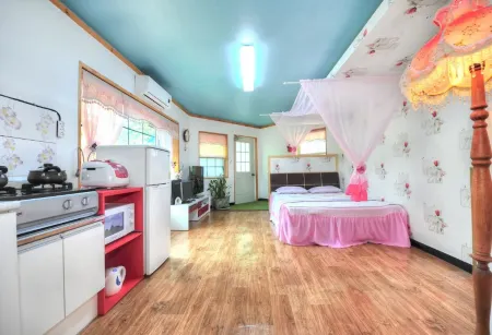 Inje Seonyeorang Baekdamirang Pension Отели рядом с достопримечательностью «Baekdamsa»