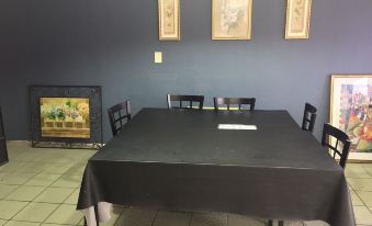 Budget Inn Motel