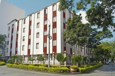Hotel Roosevelt Plaza Hotels near Centro Comercial Colón Plaza