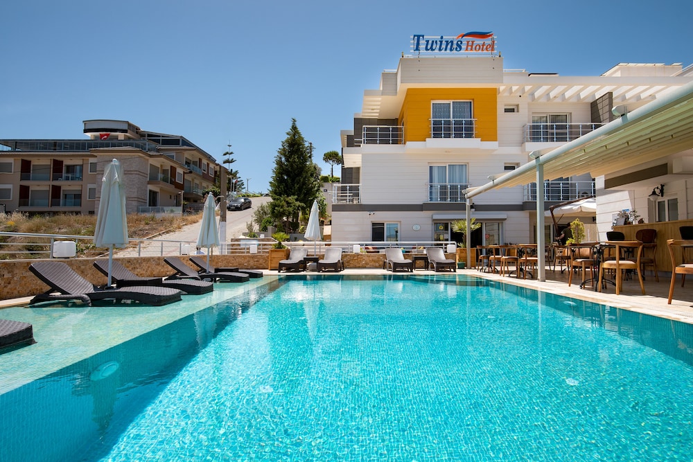 Twins Hotel Çeşme