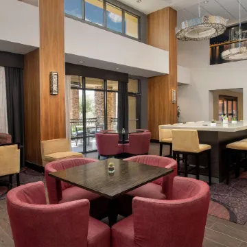 Hampton Inn & Suites by Hilton Phoenix Tempe