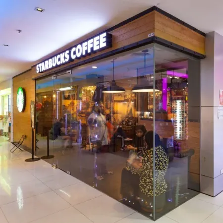 Grand 5 Hotel & Plaza Sukhumvit Bangkok Отели рядом с достопримечательностью «Торговый центр Terminal 21»